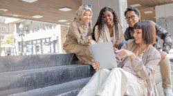 Tren Hidup Minimalis 2025: Cara Generasi Z Menemukan Kebahagiaan Tanpa Banyak Barang